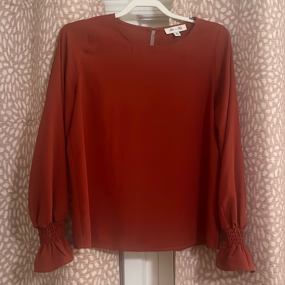 She & Sky size M long sleeve blouse orange/red fall top classic - Picture 3 of 5